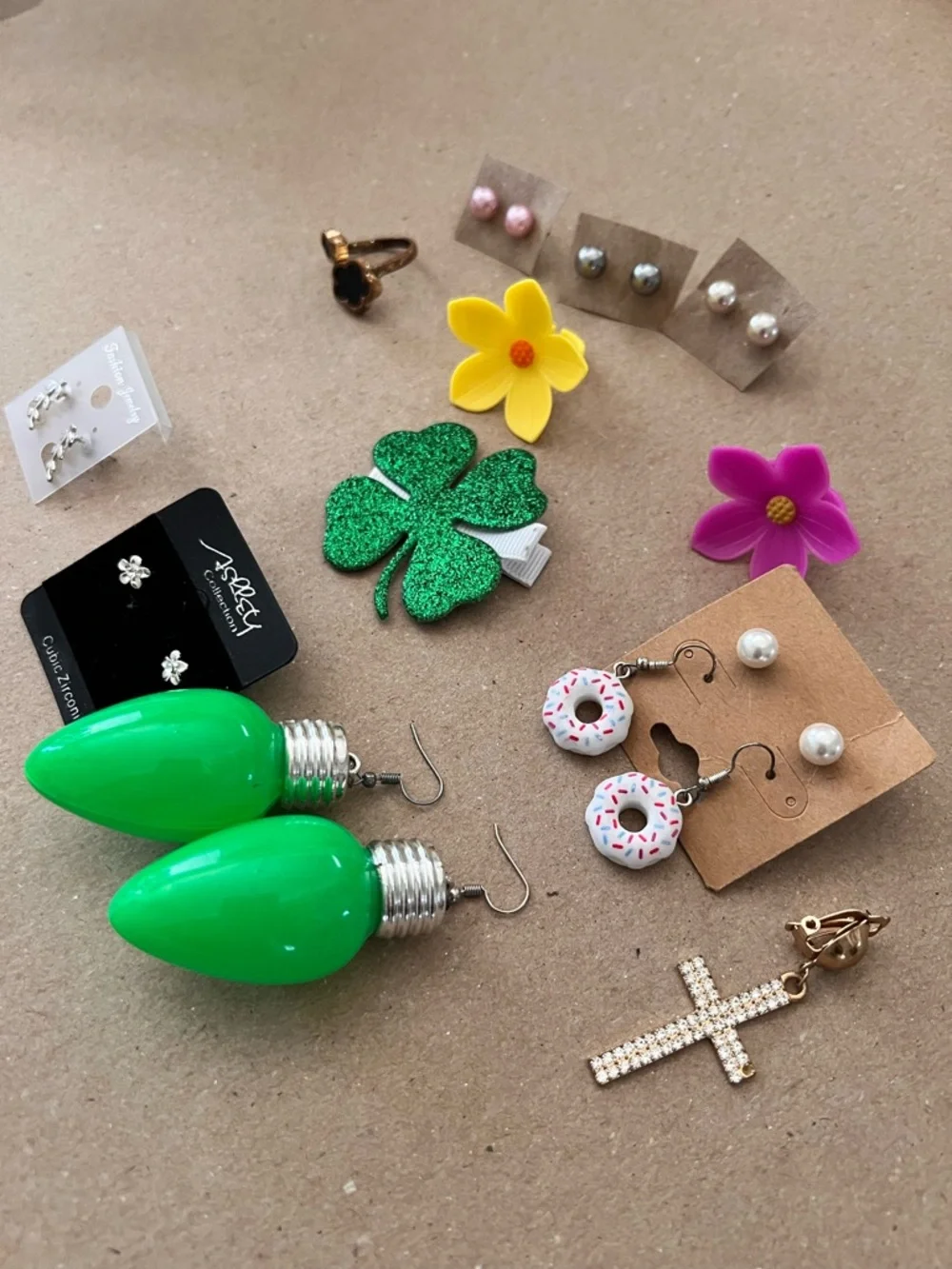 Green Novelty Light Bulb Drop Earrings - Kids Accessories